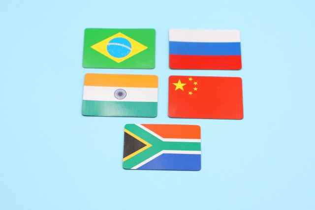 BRICSの新展開2024：5か国が加盟、ロシアが議長国に！世界経済をリードするブロックの未来予測